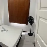 1 Quarto Passos Da Praia